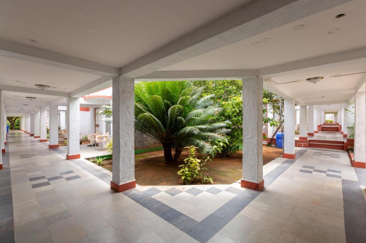 Kstdc Hotel Mayura Bhuvaneshwari Kamalapur Хампи Экстерьер фото