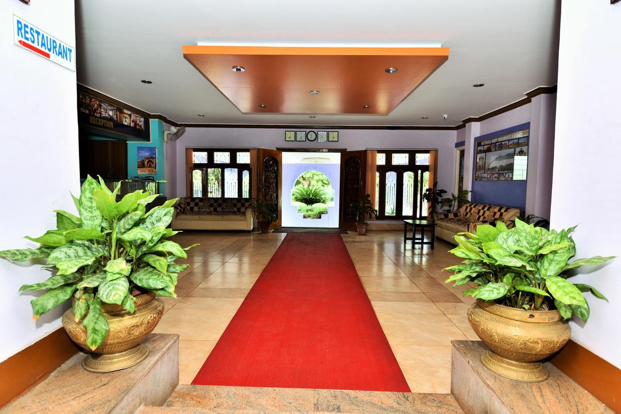 Kstdc Hotel Mayura Bhuvaneshwari Kamalapur Хампи Экстерьер фото